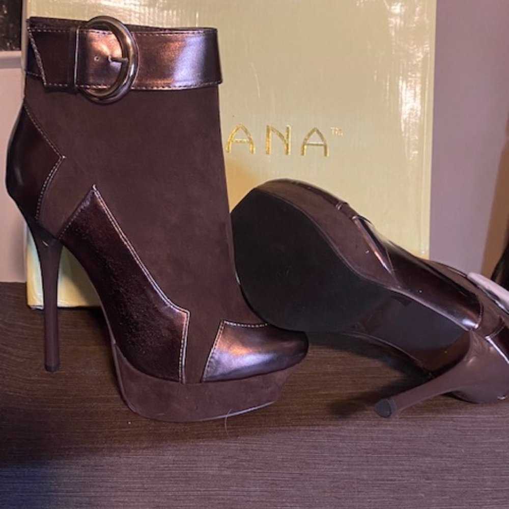 Liliana Sarafina Brown/Bronze Stiletto Platform Booties W/ Zipper Size 7.5